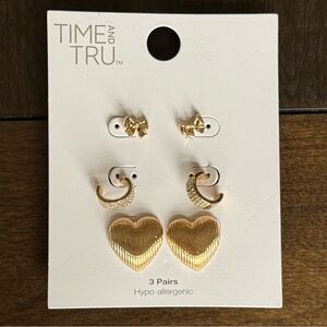 Time and Tru Gold Heart and Hoop Earrings Set